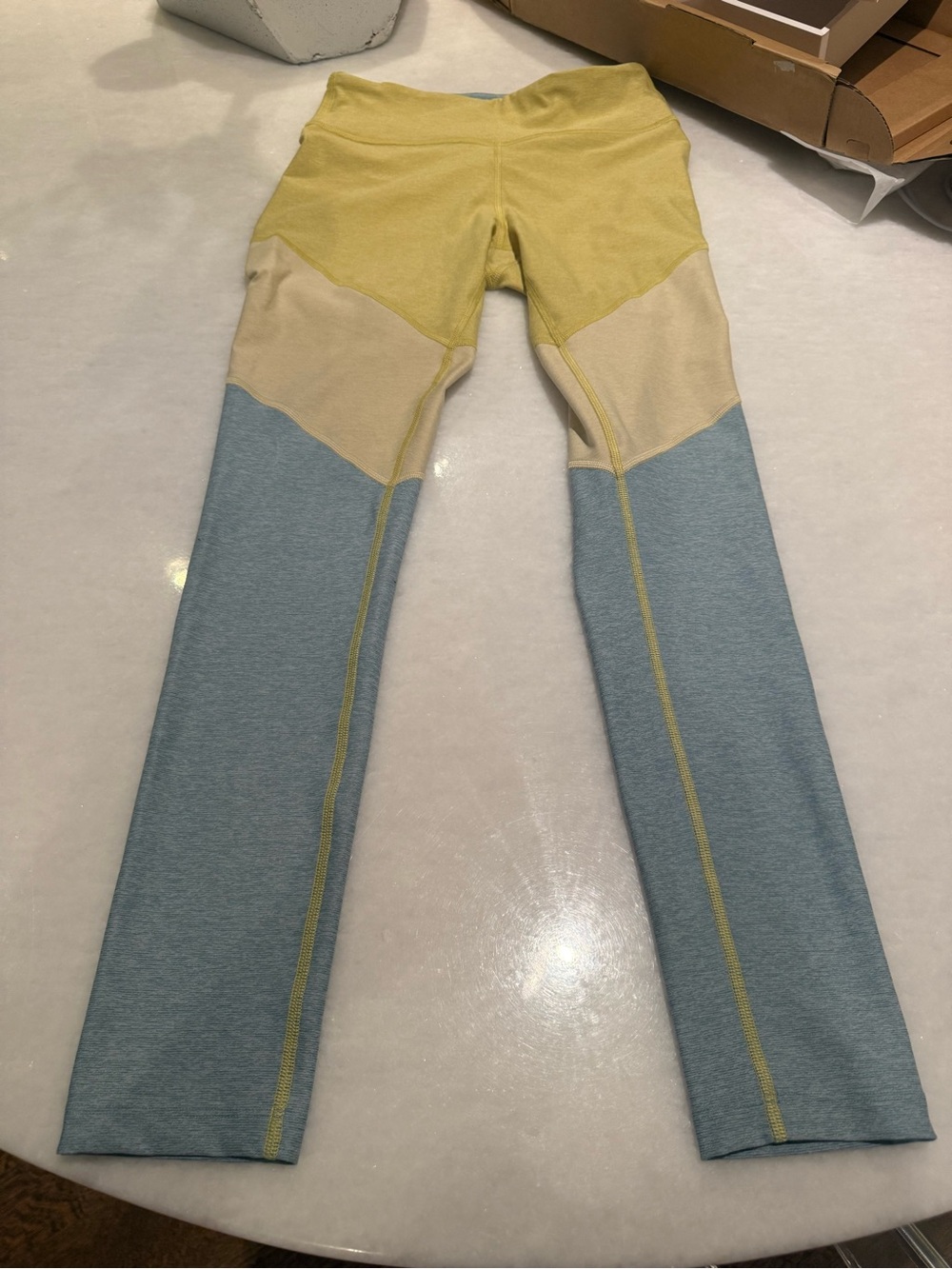Outdoor Voices Leggings Yellow, Cream & Blue